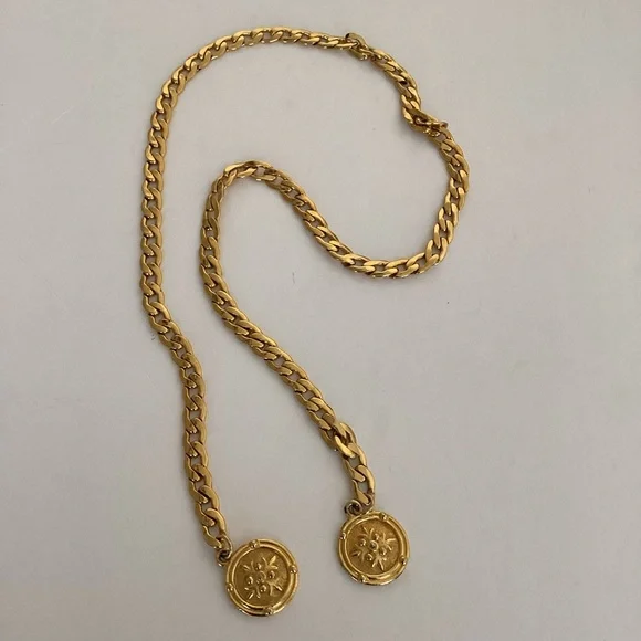 Vintage Gold Medallion Chain Belt Heavy Statement Medallion  display picture 2